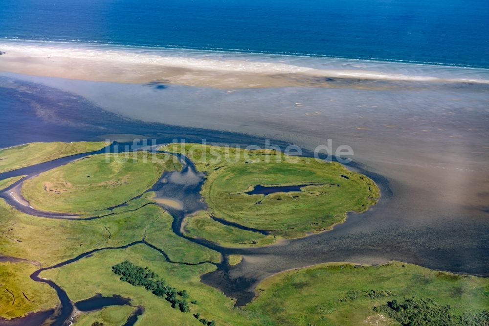 Luftbild Groß Mohrdorf - Wasseroberfläche an der Meeres- Küste Ostsee in Groß Mohrdorf im Bundesland Mecklenburg-Vorpommern, Deutschland