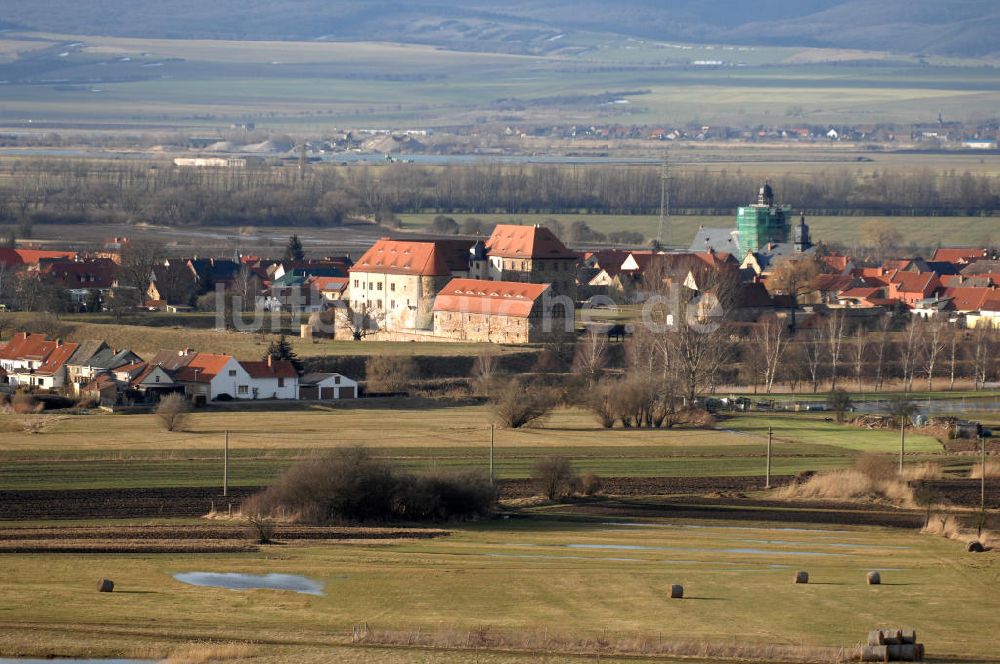 Heldrungen aus der Vogelperspektive: Wasserschloss / Festung Heldrungen in Thüringen