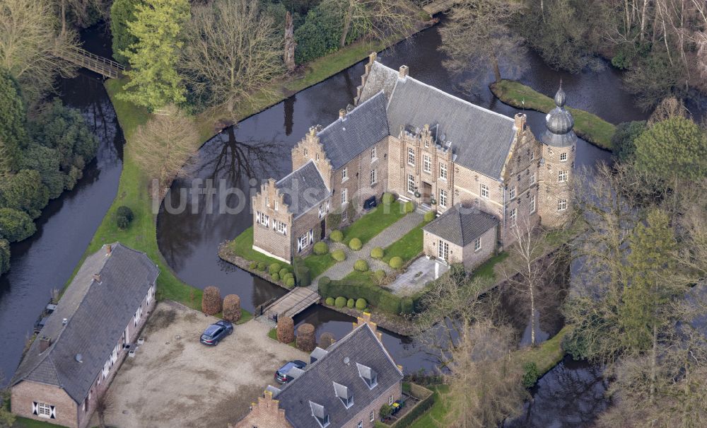 Luftaufnahme Straelen - Wasserschloss Haus Coull in Straelen im Bundesland Nordrhein-Westfalen, Deutschland