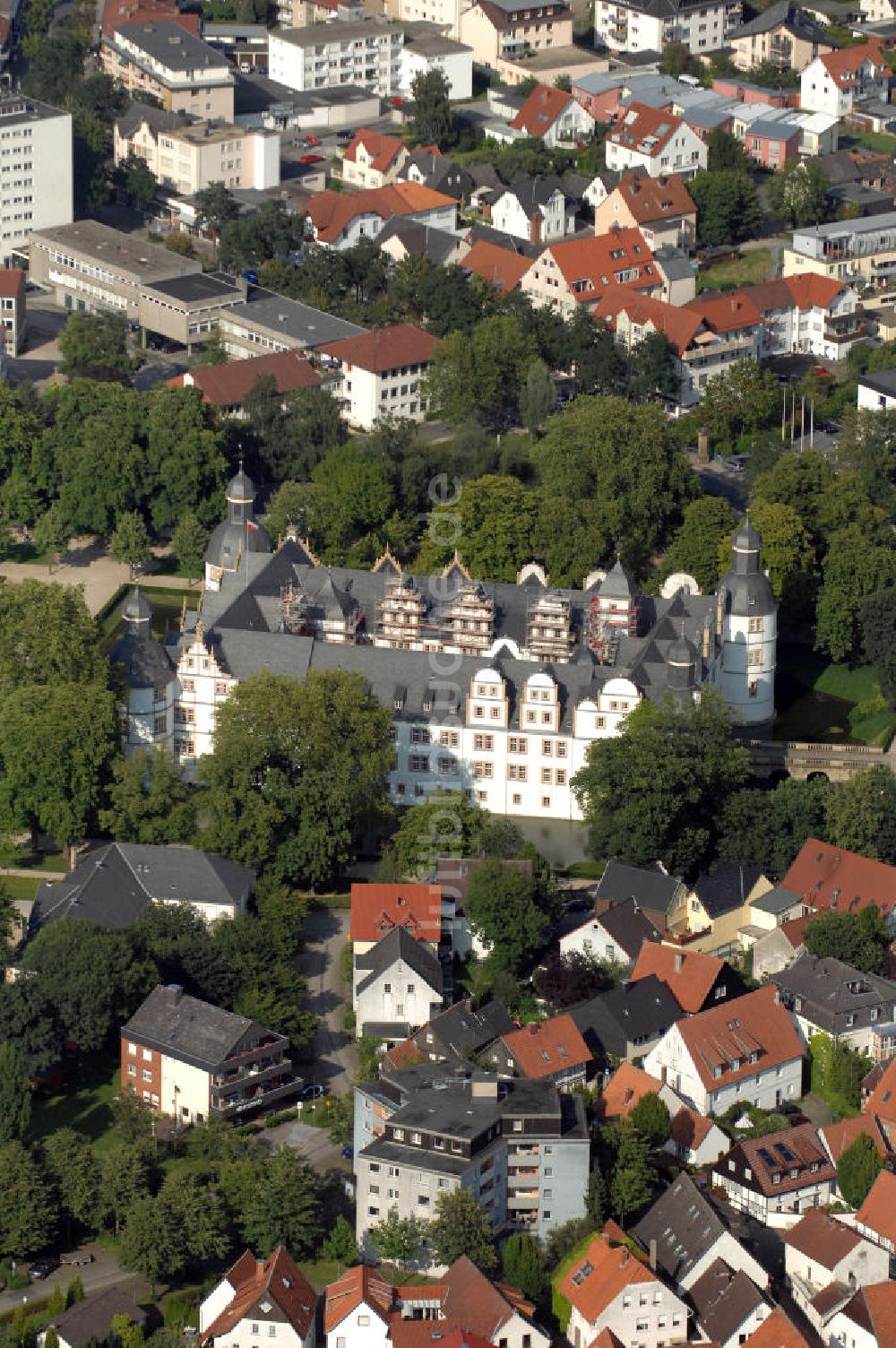 Luftaufnahme Paderborn - Wasserschloss / Schloß Neuhaus in Paderborn