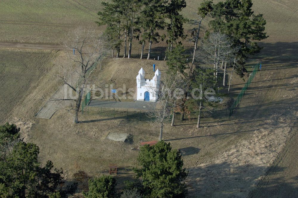 OTTENHAUSEN von oben - Wasserschlösschen bei Ottenhausen in Thüringen