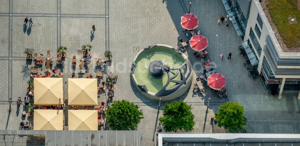 Luftbild Hagen - Wasserspiele- Brunnen auf dem MATARÉ BRUNNEN am Friedrich Ebert Platz in Hagen im Bundesland Nordrhein-Westfalen, Deutschland