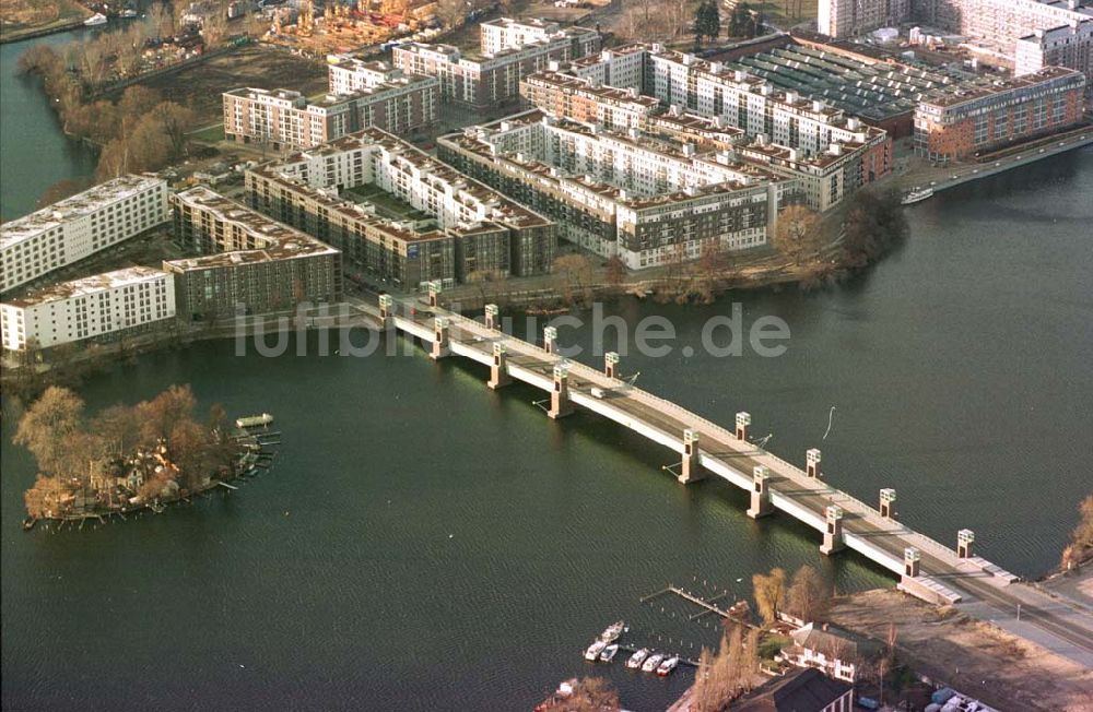 Luftbild Berlin - Spandau - Wasserstadt Oberhavel in Berlin - Spandau.