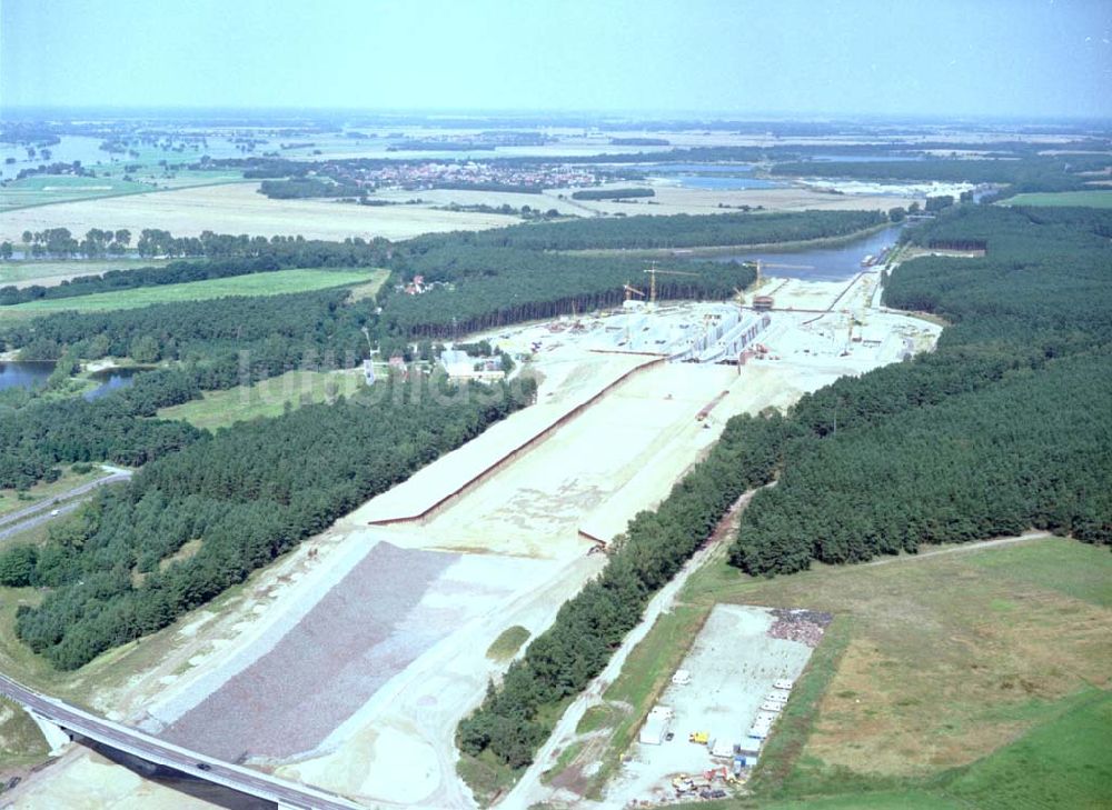 Hohenwarthe aus der Vogelperspektive: Wasserstraßenkreuz Magdeburg an der Baustelle der Schleuse Hohenwarthe.