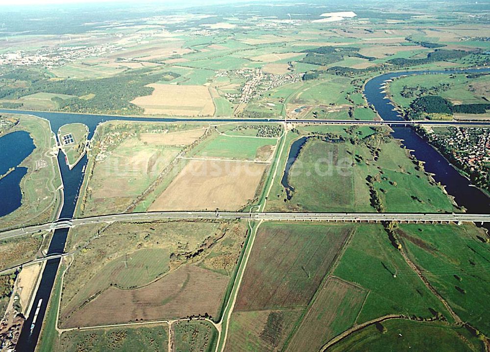 Hohenwarthe / Sachsen Anhalt von oben - Wasserstraßenkreuz Magdeburg Blick auf die neue Kanalbrücke über die Elbe, die Schleuse Rothensee und das Schiffshebewerk Rothensee