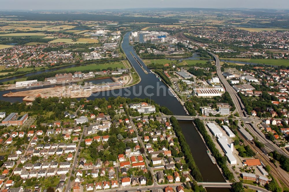 Luftbild Minden - Wasserstraßenkreuzung der Weser mit dem Mittellandkanal in Minden im Bundesland Nordrhein-Westfalen