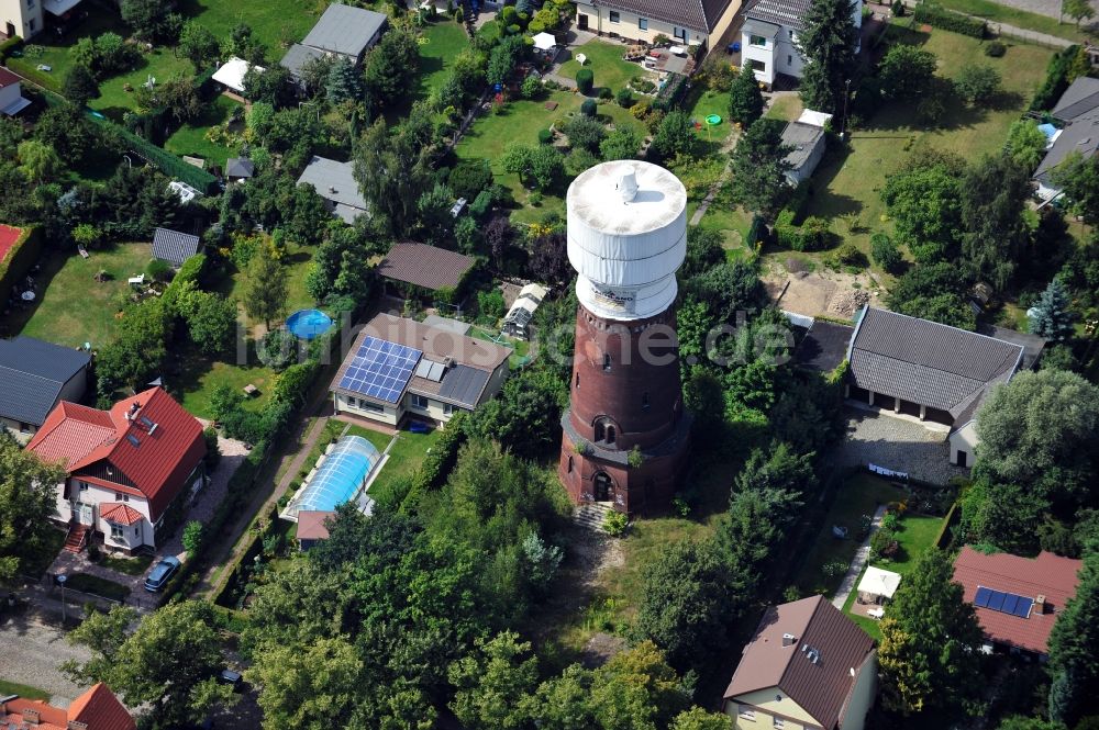 Berlin aus der Vogelperspektive: Wasserturm Altglienicke in Grünau in Berlin