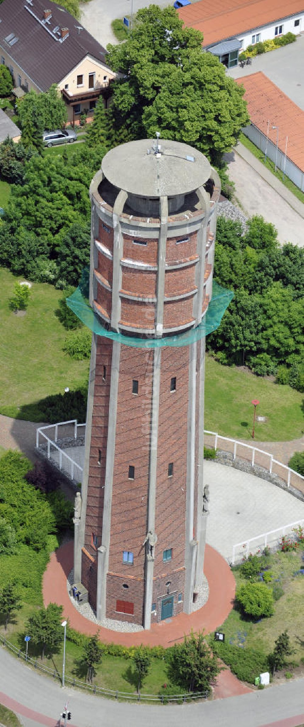 Luftaufnahme Genthin - Wasserturm in Genthin