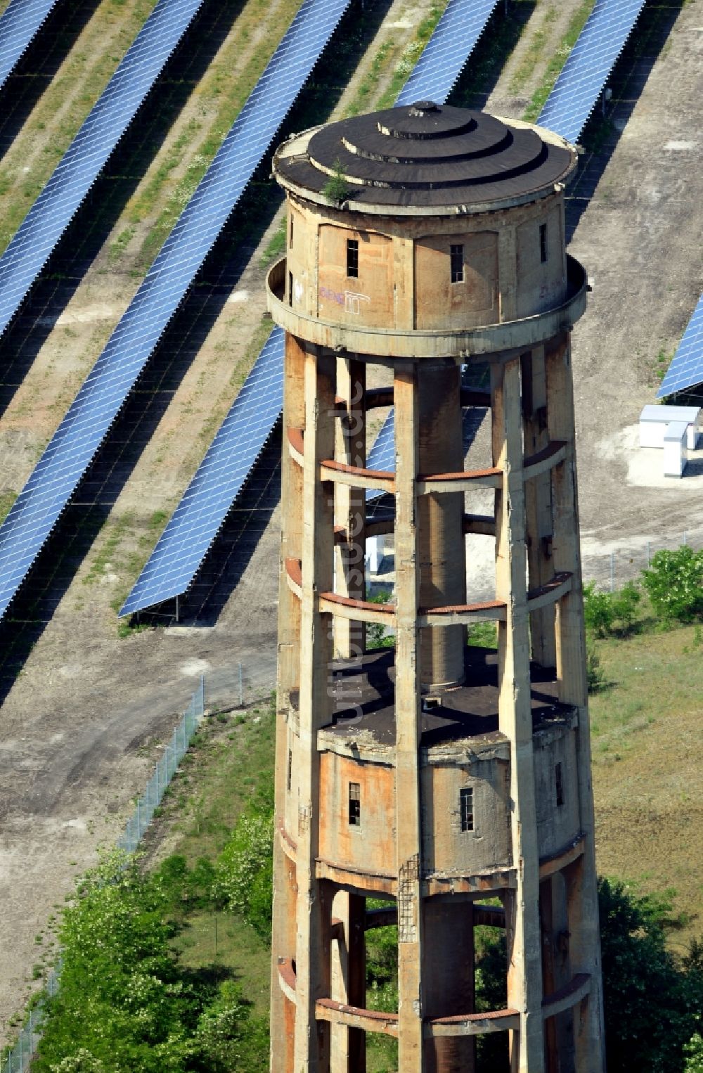 Lauta von oben - Wasserturm Lauta im Bundesland Sachsen