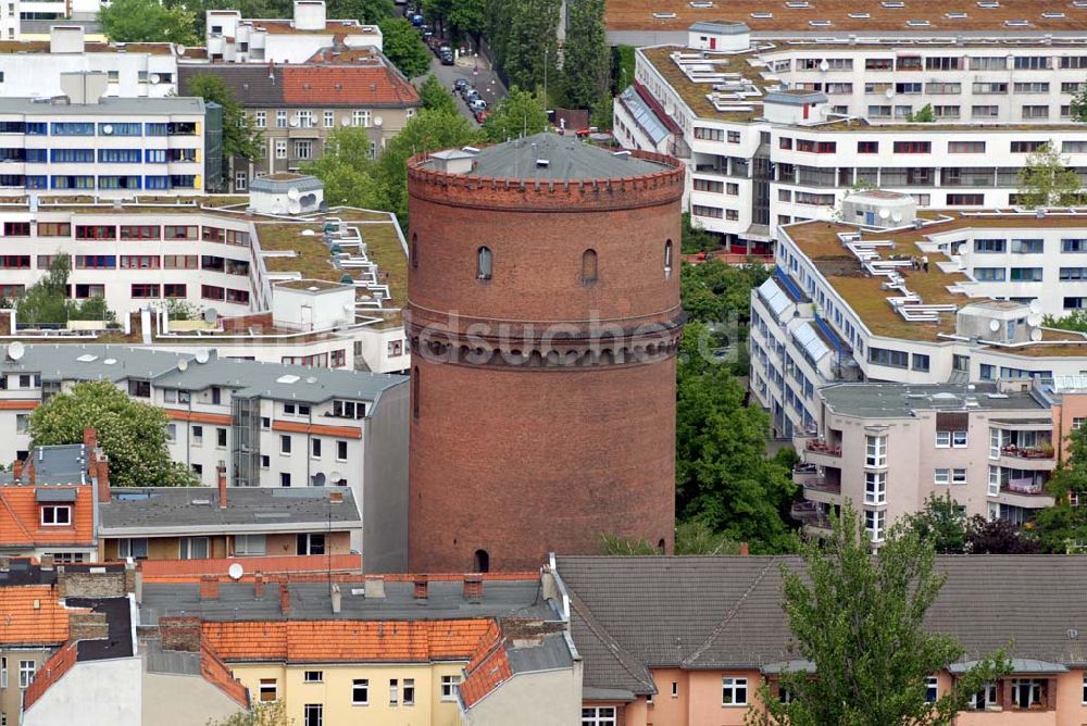 Berlin von oben - Wasserturm in Neukölln