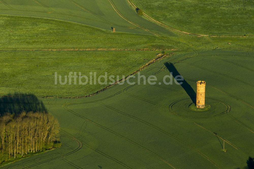 Luftaufnahme Krakow am See OT Bellin - Wasserturm im Ortsteil Bellin in Krakow am See im Bundesland Mecklenburg-Vorpommern