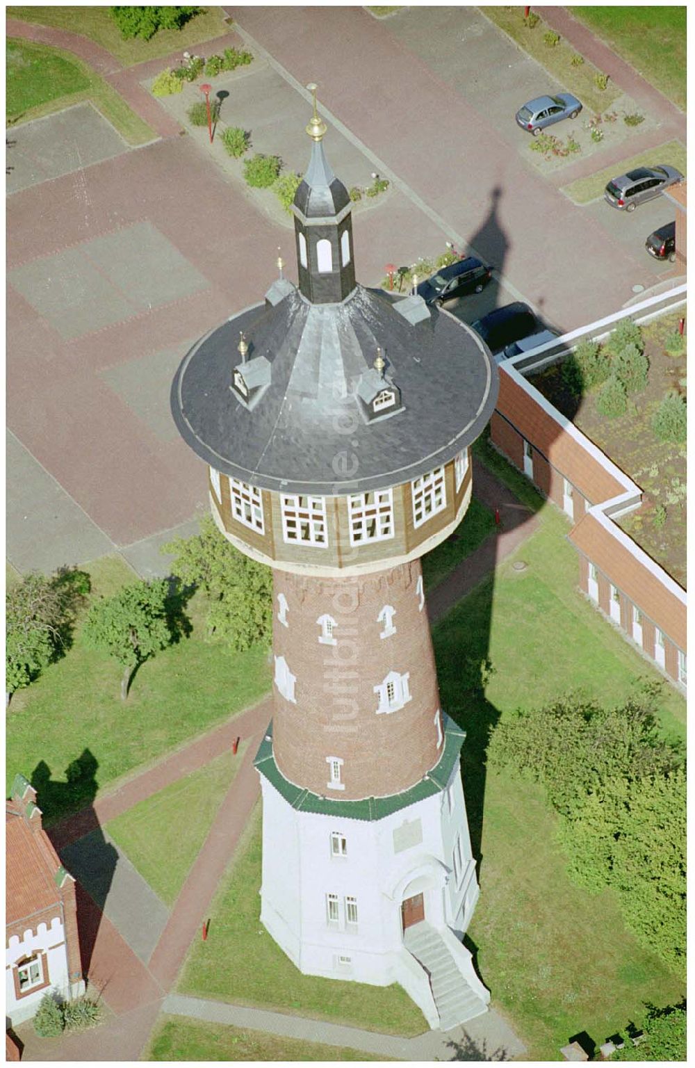 Luftaufnahme Schwedt - Wasserturm Schwedt und Turmhotel