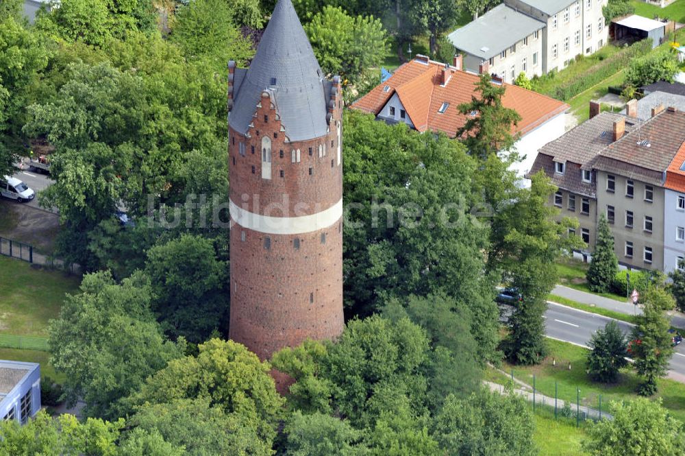 Bernau aus der Vogelperspektive: Wasserturm der Stadt Bernau bei Berlin an der Wandlitzer Chaussee