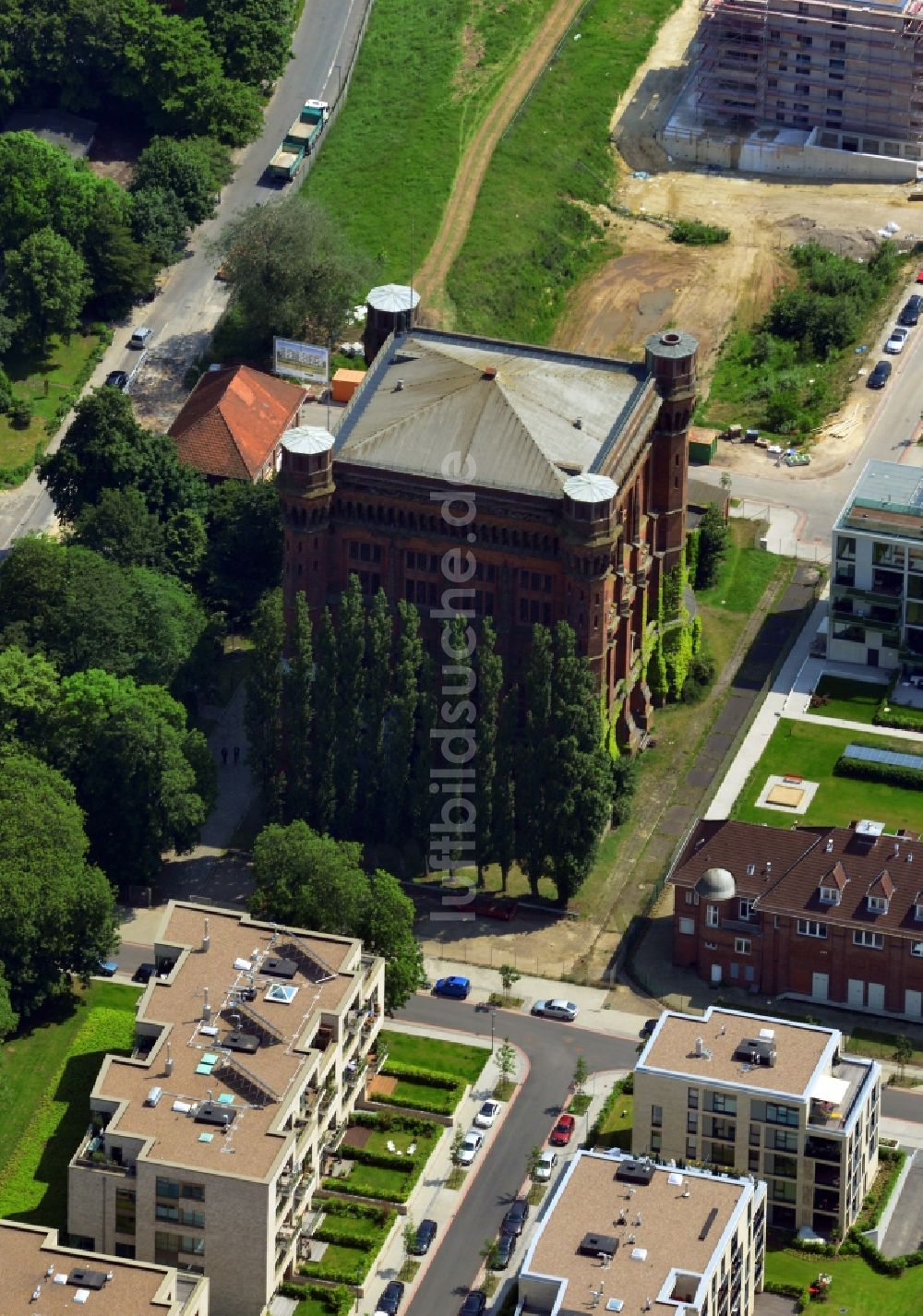 Bremen OT Neustadt von oben - Wasserturm auf dem Werder im Ortsteil Neustadt in Bremen