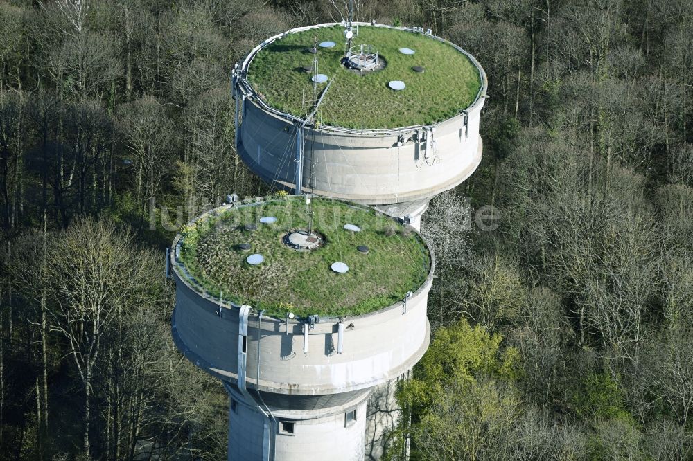 La Celle-Saint-Cloud von oben - Wasserwerk - Hochspeicher Anlage in La Celle-Saint-Cloud in Ile-de-France, Frankreich