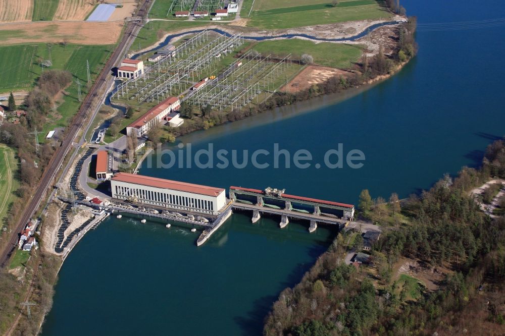 Luftbild Möhlin - Wasserwerk und Wasserkraftwerk - Kraftwerk Ryburg-Schwörstadt an der Kraftwerkstrasse in Möhlin im Kanton Aargau, Schweiz