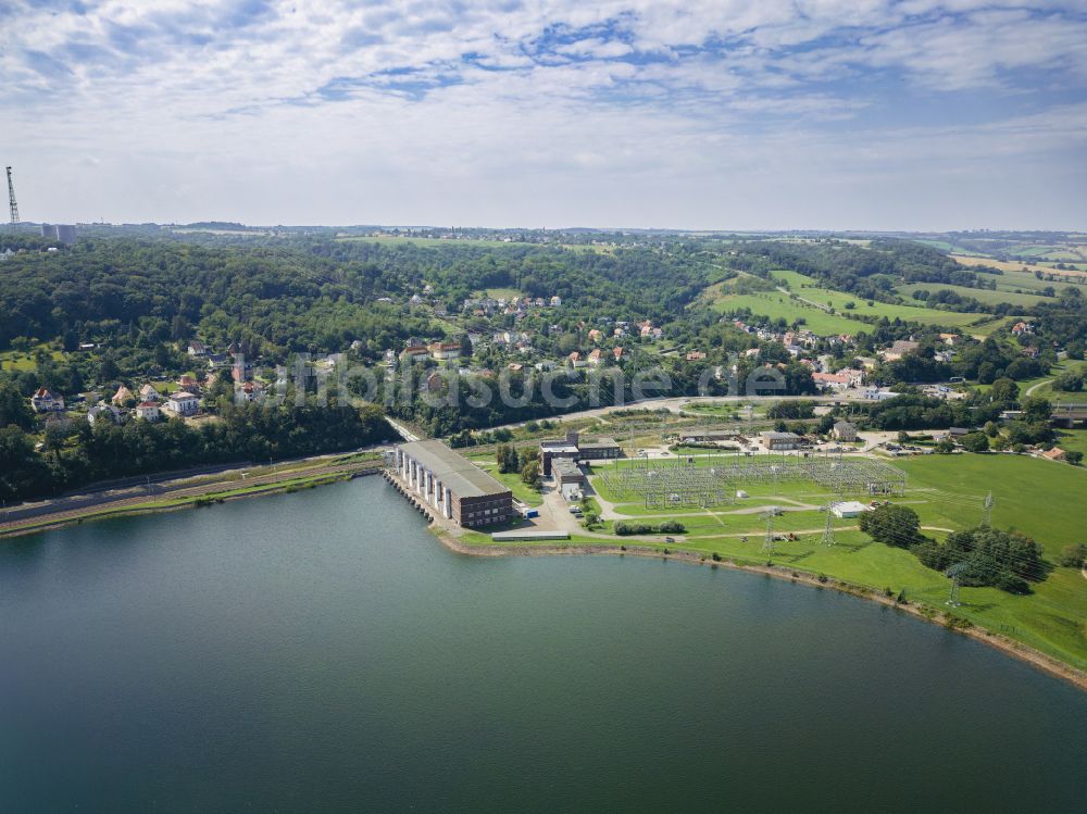 Dresden aus der Vogelperspektive: Wasserwerk und Wasserkraftwerk und Pumpspeicherwerk - Stausee im Ortsteil Niederwartha in Dresden im Bundesland Sachsen, Deutschland