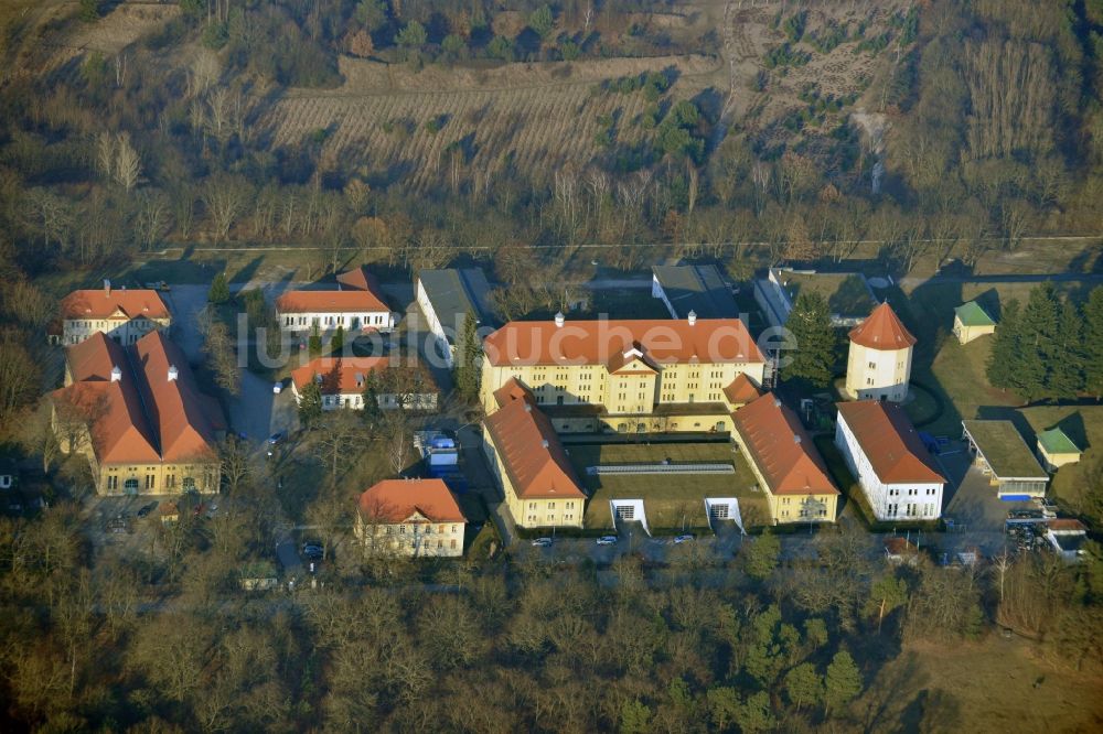 Luftbild Berlin - Wasserwerk Wuhlheide im Ortsteil Oberschöneweide im Bezirk Treptow-Köpenick in Berlin