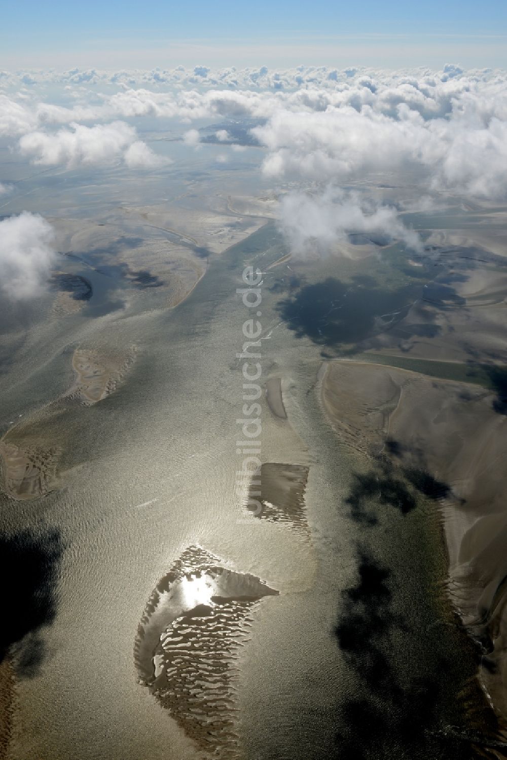 Luftbild Cuxhaven - Wattenmeer der Nordsee- Küste bei Cuxhaven im Bundesland Niedersachsen