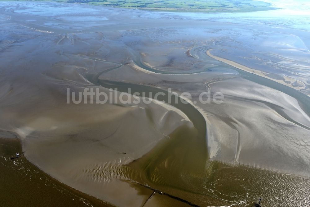 Cuxhaven von oben - Wattenmeer der Nordsee- Küste bei Cuxhaven im Bundesland Niedersachsen