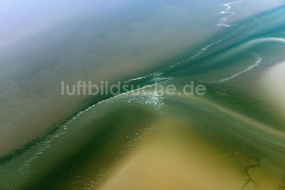 Luftbild Cuxhaven - Wattenmeer der Nordsee- Küste bei Cuxhaven im Bundesland Niedersachsen