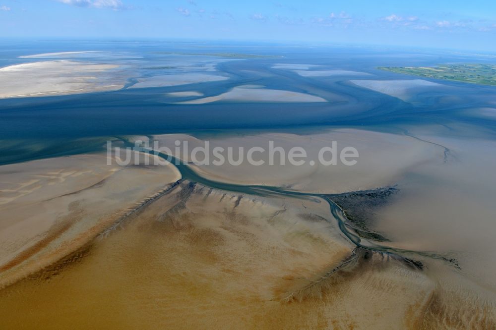 Luftbild Cuxhaven - Wattenmeer der Nordsee- Küste bei Cuxhaven im Bundesland Niedersachsen