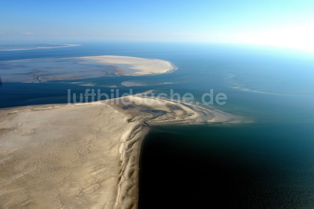 Luftbild Cuxhaven - Wattenmeer der Nordsee- Küste bei Cuxhaven im Bundesland Niedersachsen