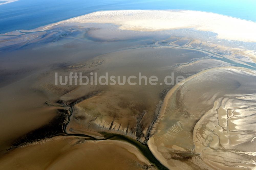 Cuxhaven von oben - Wattenmeer der Nordsee- Küste bei Cuxhaven im Bundesland Niedersachsen