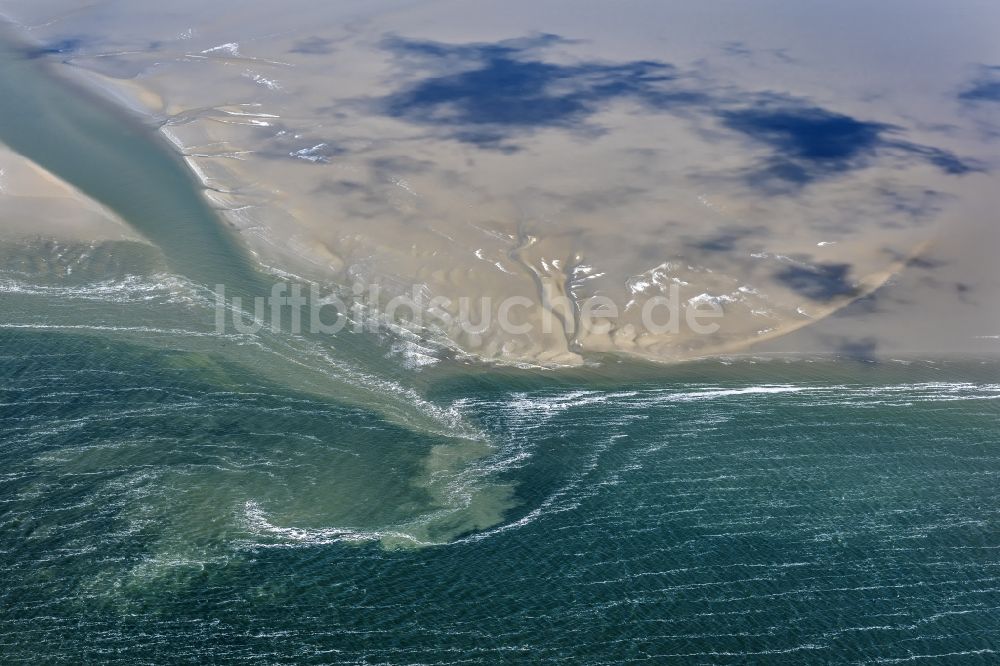 Luftbild Cuxhaven - Wattenmeer der Nordsee- Küste bei Cuxhaven im Bundesland Niedersachsen