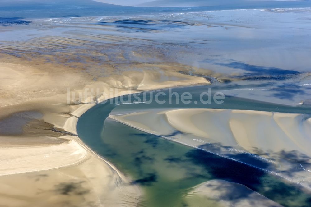 Luftaufnahme Cuxhaven - Wattenmeer der Nordsee- Küste bei Cuxhaven im Bundesland Niedersachsen