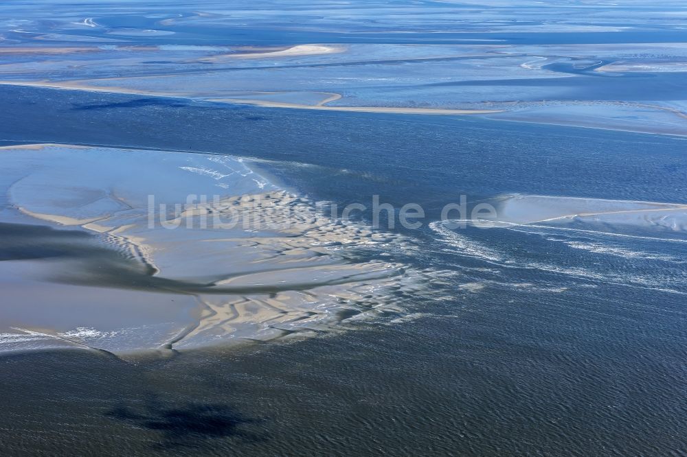 Luftaufnahme Cuxhaven - Wattenmeer der Nordsee- Küste bei Cuxhaven im Bundesland Niedersachsen