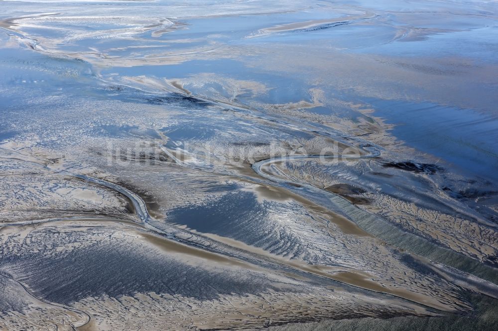 Luftaufnahme Cuxhaven - Wattenmeer der Nordsee- Küste bei Cuxhaven im Bundesland Niedersachsen