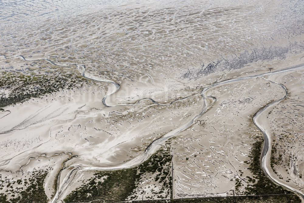 Luftaufnahme Cuxhaven - Wattenmeer der Nordsee- Küste bei Cuxhaven im Bundesland Niedersachsen