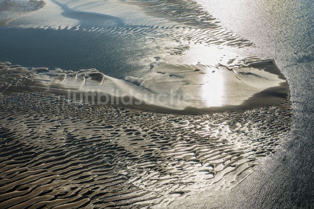 Luftbild Cuxhaven - Wattenmeer der Nordsee- Küste bei Cuxhaven im Bundesland Niedersachsen