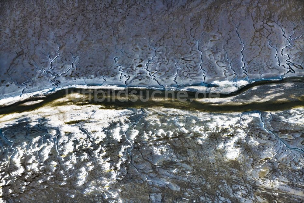 Cuxhaven von oben - Wattenmeer der Nordsee- Küste bei Cuxhaven im Bundesland Niedersachsen