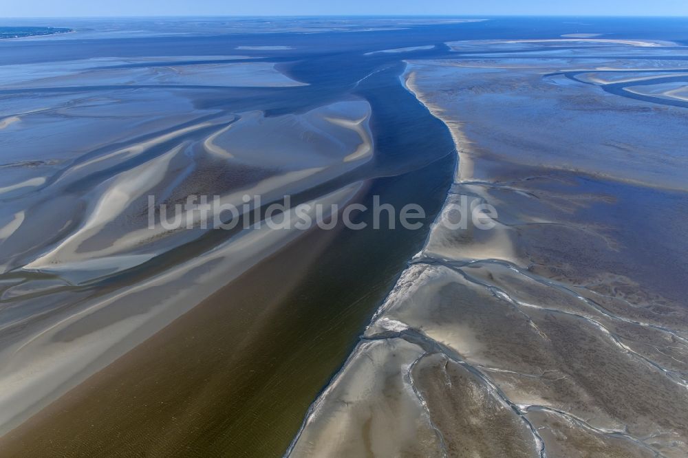 Luftbild Cuxhaven - Wattenmeer der Nordsee- Küste bei Cuxhaven im Bundesland Niedersachsen