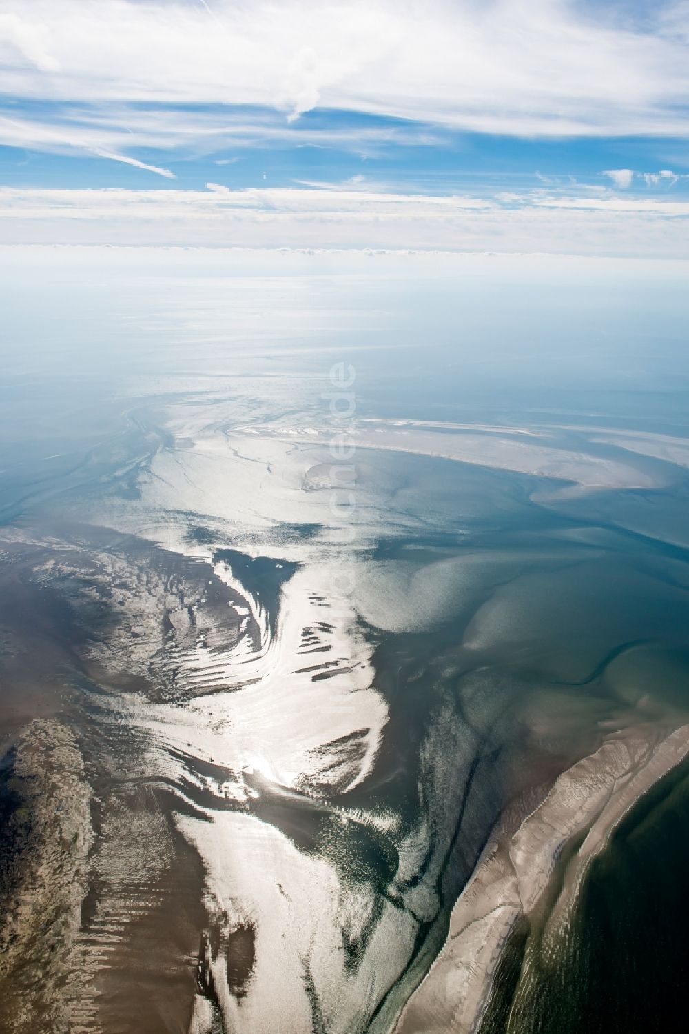 Luftaufnahme Nigehörn - Wattenmeer der Nordsee- Küste der Insel in Nigehörn im Bundesland Hamburg