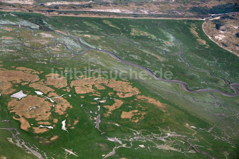 Ameland von oben - Wattenmeer der westfriesischen Insel Ameland in den Niederlanden