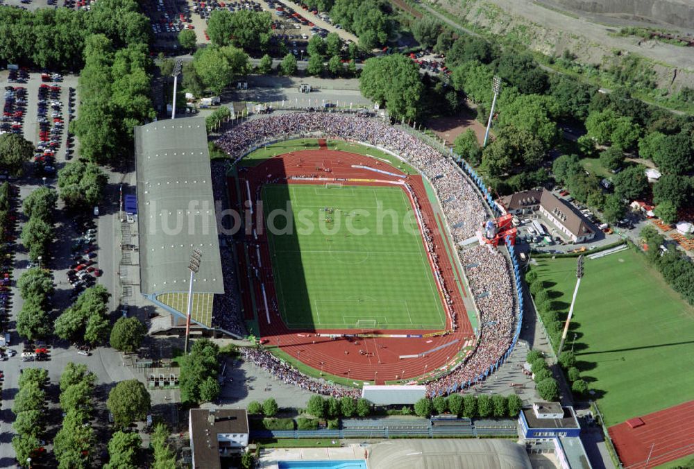 Duisburg von oben - Wedaustadion in Duisburg