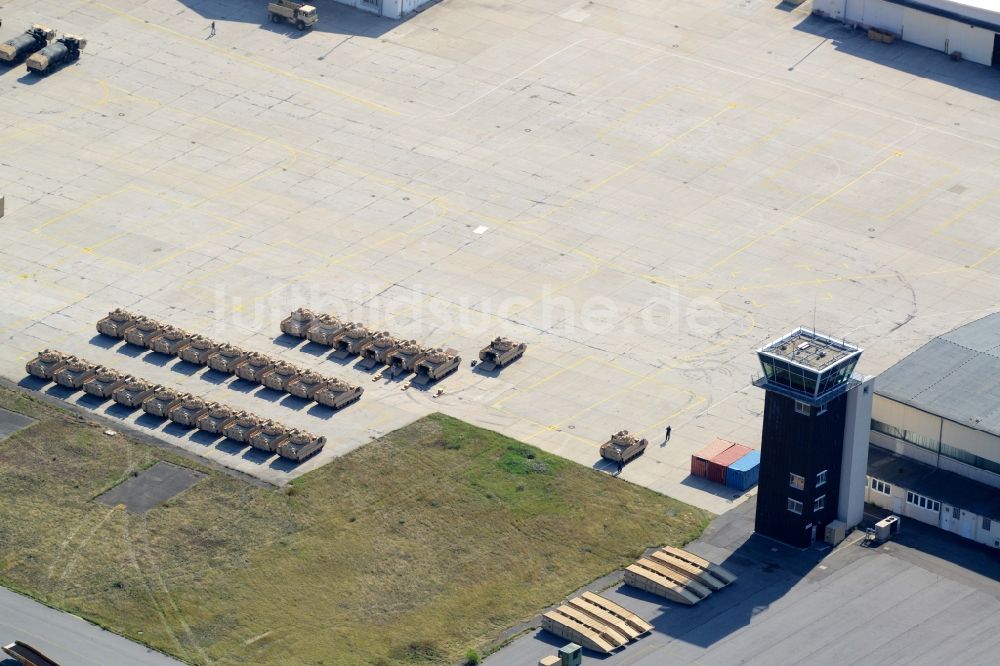 Luftbild Mannheim - Wehrtechnik der US- Streitkräfte am ehemaligen US- Militärflugplatz - Flugplatz Coleman in Mannheim im Bundesland Baden-Württemberg