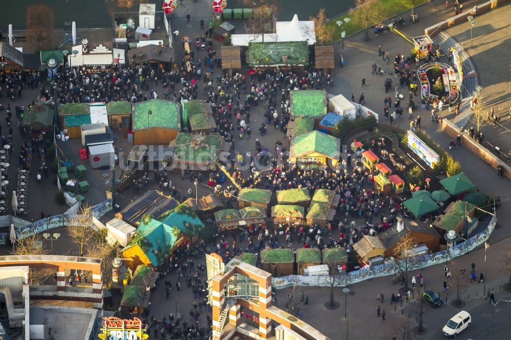 Oberhausen aus der Vogelperspektive: Weihnachtsmarkt am Centro Oberhausen im Bundesland Nordrhein-Westfalen