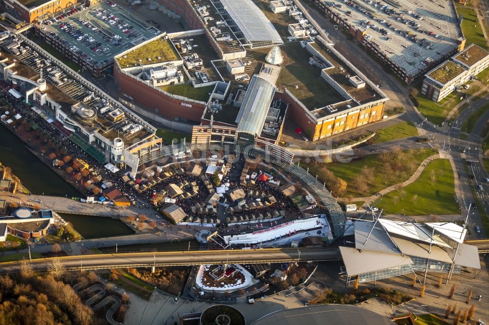 Luftaufnahme Oberhausen - Weihnachtsmarkt am Centro Oberhausen im Bundesland Nordrhein-Westfalen