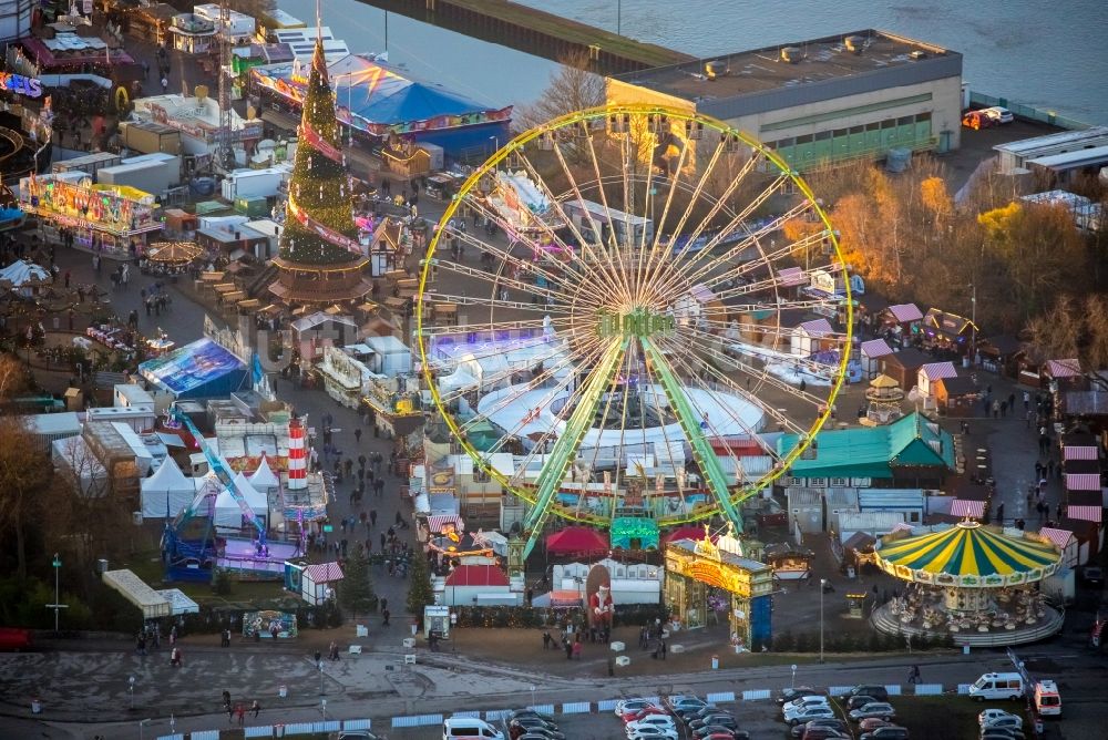 Luftbild Herne - Weihnachtsmarkt- Veranstaltungsgelände im Ortsteil Wanne-Eickel in Herne im Bundesland Nordrhein-Westfalen, Deutschland