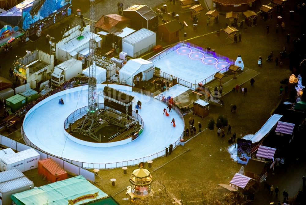 Luftaufnahme Herne - Weihnachtsmarkt- Veranstaltungsgelände im Ortsteil Wanne-Eickel in Herne im Bundesland Nordrhein-Westfalen, Deutschland