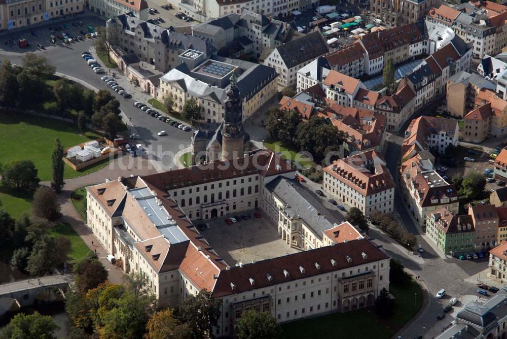 Luftbild Weimar - Weimarer Stadtschloss