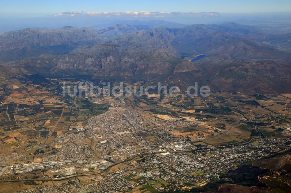 Paarl aus der Vogelperspektive: Weinanbaugebiet in Paarl im Distrikt Cape Winelands in der Provinz Westkap, Südafrika