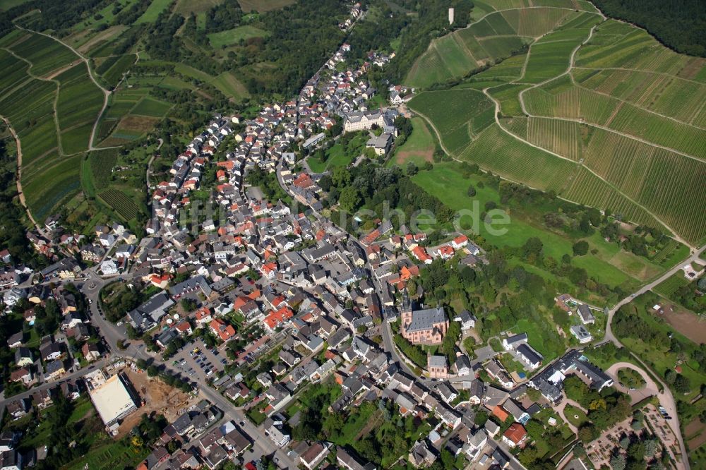 Kiedrich von oben - Weinanbaugemeinde Kiedrich im Bundesland Hessen