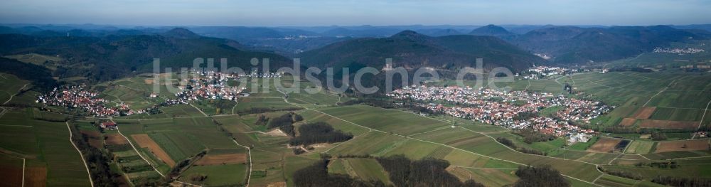 Klingenmünster aus der Vogelperspektive: Weinberg und Berglandschaft am Haardtrand des Pfälzerwaldes in Klingenmünster im Bundesland Rheinland-Pfalz