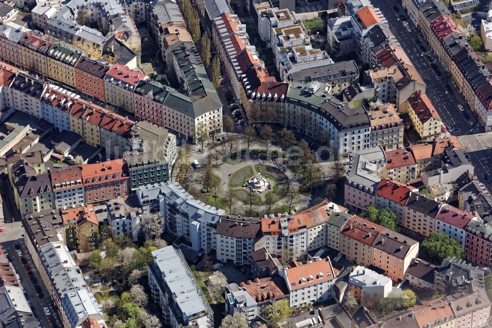 München von oben - Weißenburger Platz in München Haidhausen im Bundesland Bayern