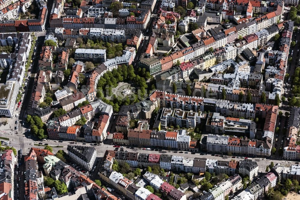 München von oben - Weißenburger Platz in München Haidhausen im Bundesland Bayern